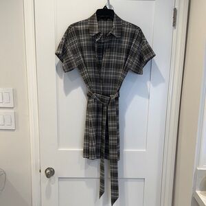 Plaid Short Sleeve Dress - Black and Gray